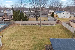 2343 Yellowstone Dr, Green Bay, WI 54311 - Photo 52