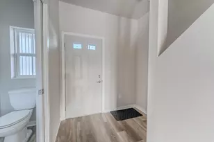 1080 W 20th Ave, Oshkosh, WI 54902 - Photo 14