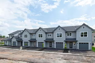 1080 W 20th Ave, Oshkosh, WI 54902 - Photo 2