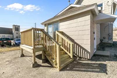 275 S Madison Street, Waupun, WI 53963 - Photo 4