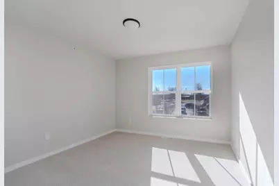 1076 W 20th Avenue, Oshkosh, WI 54902 - Photo 20