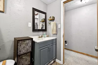 205 Avon Street, New London, WI 54961 - Photo 26