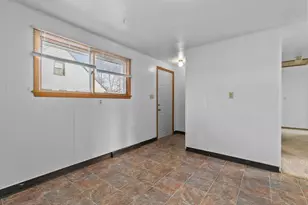 980 8th St, Menasha, WI 54952 - Photo 8