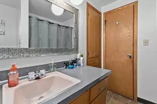 980 8th St, Menasha, WI 54952 - Photo 32