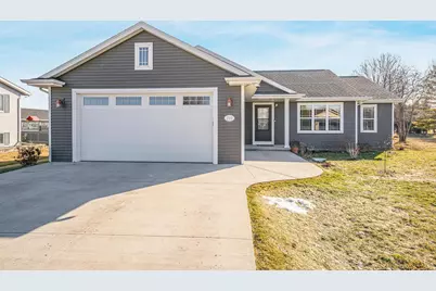 730 E Scott Street, Omro, WI 54963 - Photo 1