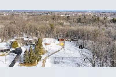 3577 Hidden Valley Lane, Green Bay, WI 54311 - Photo 32