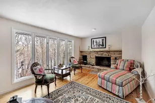 3577 Hidden Valley Ln, Green Bay, WI 54311 - Photo 4