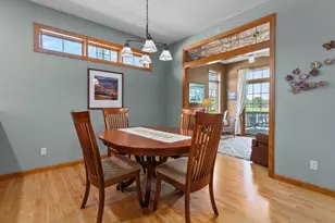 924 E Pondview Ct, Appleton, WI 54913 - Photo 8