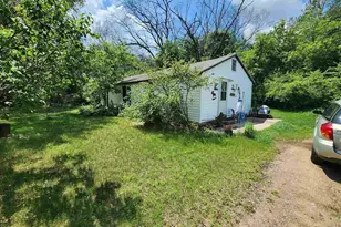 E806 Mynard Rd, Waupaca, WI 54981 - Photo 2
