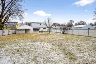 1813 E Pauline St, Appleton, WI 54911 - Photo 40