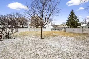 1813 E Pauline St, Appleton, WI 54911 - Photo 38