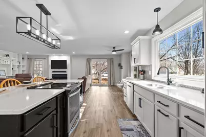 1101 Park Village Drive, Neenah, WI 54956 - Photo 12