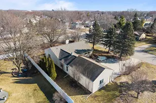 1101 Park Village Dr, Neenah, WI 54956 - Photo 54