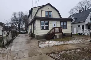 891 Howard St, Green Bay, WI 54303 - Photo 2