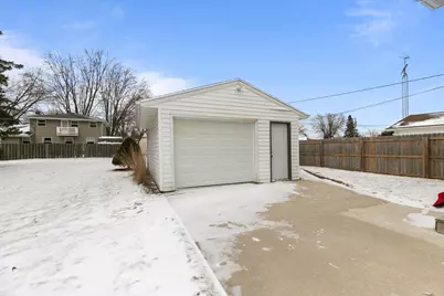 1538 N 27th Street, Sheboygan, WI 53081 - Photo 2