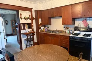 80 Tayco St, Menasha, WI 54952 - Photo 4