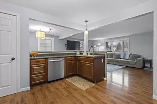 1437 E Glendale Ave, Appleton, WI 54911 - Photo 10