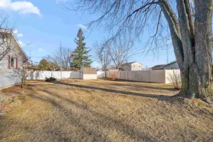 225 Center St, North Fond du Lac, WI 54937 - Photo 26