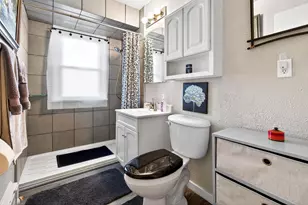 934 W 9th Ave, Oshkosh, WI 54902 - Photo 18