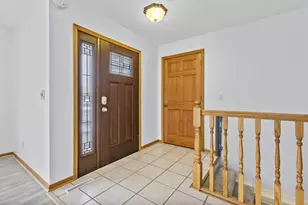 5366 Sand Beach Dr, Luxemburg, WI 54217 - Photo 6