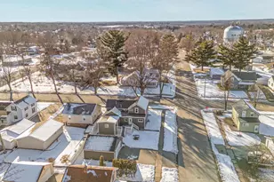 1202 S Pearl St, New London, WI 54961 - Photo 36