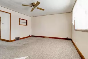 1166 Daggett St, Marinette, WI 54143 - Photo 4