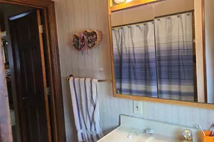 2427 Memorial Dr, Green Bay, WI 54303 - Photo 12