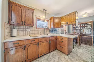 198 McKinley Ave, Clintonville, WI 54929 - Photo 12