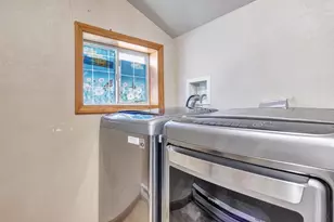 814 3rd St, De Pere, WI 54115 - Photo 16