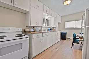 101 W Arndt St, Fond du Lac, WI 54935 - Photo 8