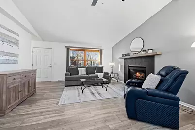 517 Prospect Circle, Shawano, WI 54166 - Photo 4