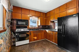 W1350 Cottonville Ct, Berlin, WI 54923 - Photo 12