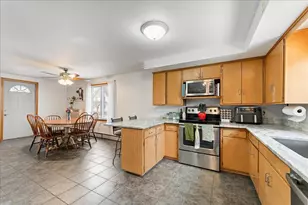 406 Maple St, Luxemburg, WI 54217 - Photo 6