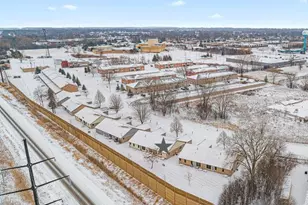 1678a Drum Corps Dr, Menasha, WI 54952 - Photo 32