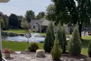 882 Whisper Falls Ln, Menasha, WI 54952 - Photo 2