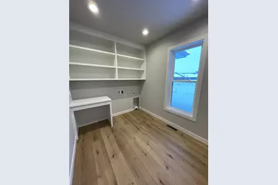 882 Whisper Falls Lane, Menasha, WI 54952 - Photo 8