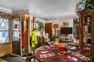 215 Oxford St, Wautoma, WI 54982 - Photo 4