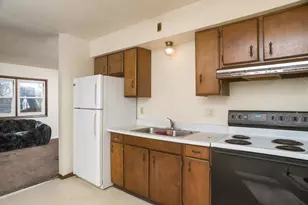 215 Oxford St, Wautoma, WI 54982 - Photo 18