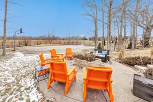 1247 Folkestone Dr, Green Bay, WI 54313 - Photo 44