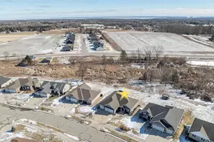 1656 Steiner Ln, Green Bay, WI 54313 - Photo 12