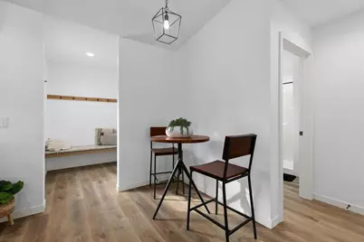 305 W Smith Avenue, Oshkosh, WI 54901 - Photo 10