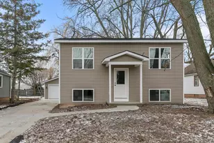 305 W Smith Ave, Oshkosh, WI 54901 - Photo 1