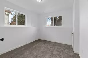 305 W Smith Ave, Oshkosh, WI 54901 - Photo 18