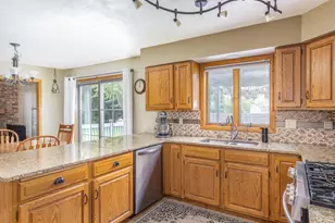 1730 Graber St, Oshkosh, WI 54901 - Photo 10