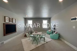 W5875 Delta Dr, Menasha, WI 54952 - Photo 12