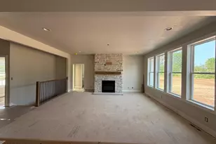 N8864 Galway Ln, Menasha, WI 54952 - Photo 2