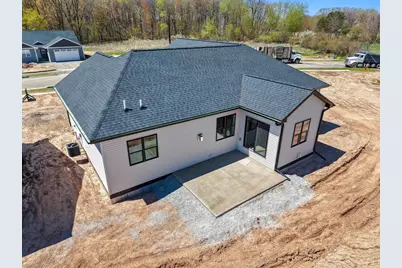 1680 Trefoil Trail, Green Bay, WI 54313 - Photo 8