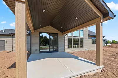 302 Lansdowne Street, De Pere, WI 54115 - Photo 4