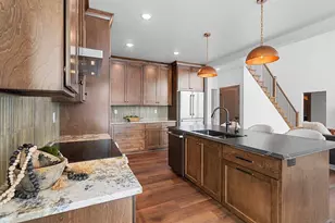 302 Lansdowne St, De Pere, WI 54115 - Photo 20