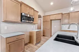 4945 Water Mint Way, Green Bay, WI 54313 - Photo 24